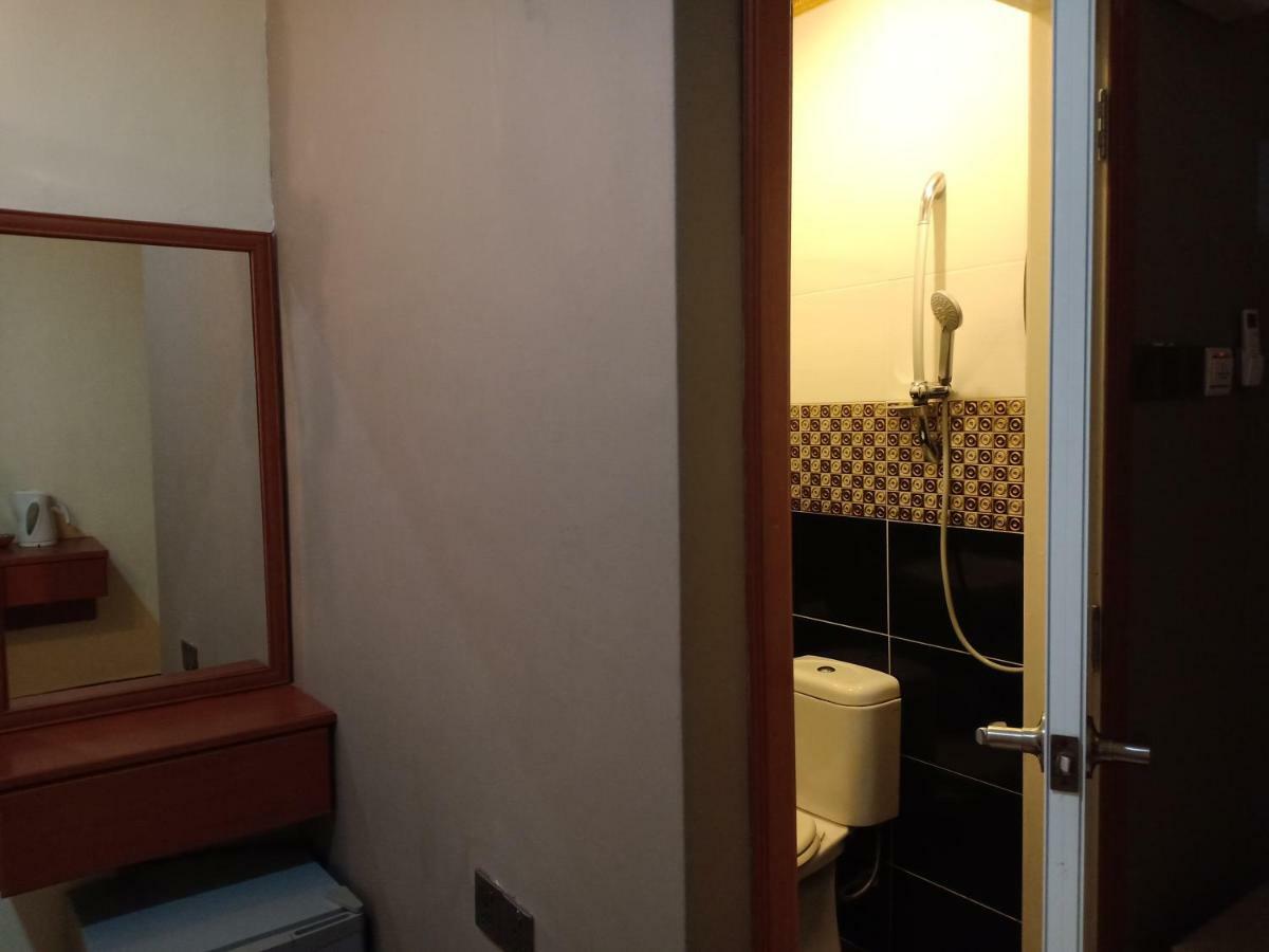 Tc Inn Business Hotel @ Сери Кембанган Екстериор снимка