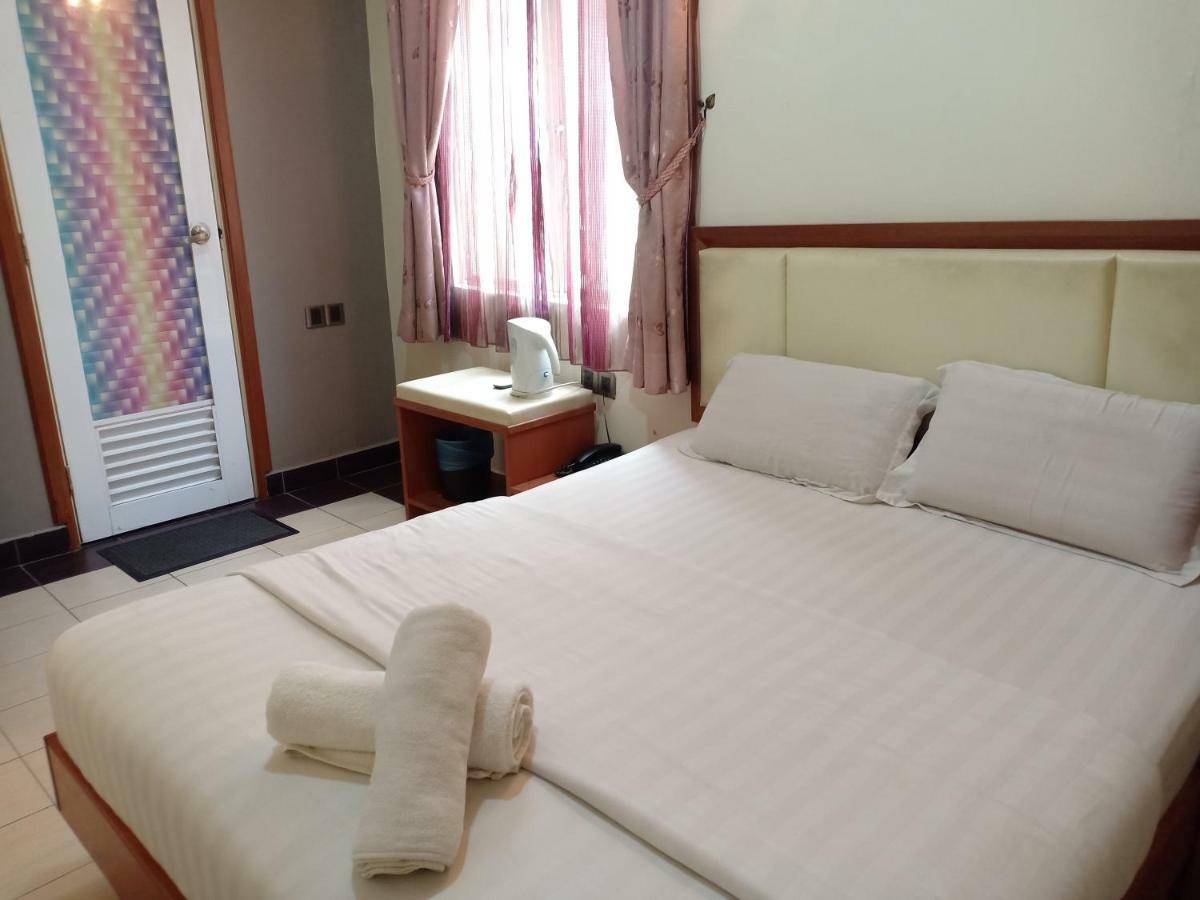 Tc Inn Business Hotel @ Сери Кембанган Екстериор снимка