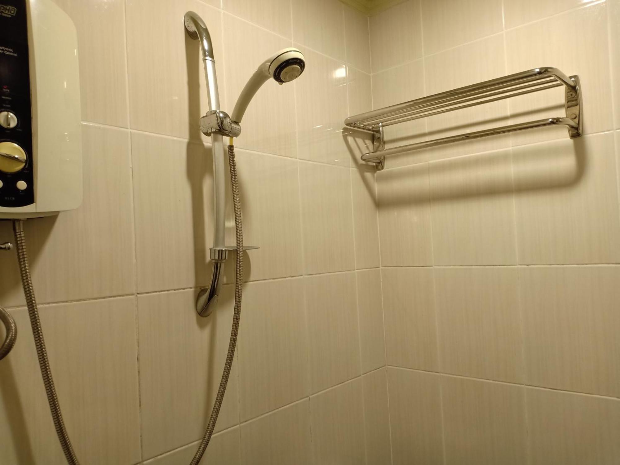 Tc Inn Business Hotel @ Сери Кембанган Екстериор снимка